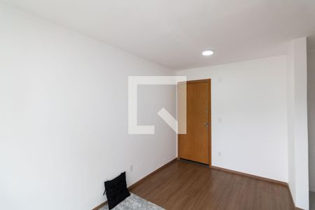 Sala de apartamento para alugar com 2 quartos, 45m² em Inhoaíba, Rio de Janeiro