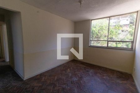 Sala de apartamento para alugar com 2 quartos, 53m² em Santa Rosa, Niterói