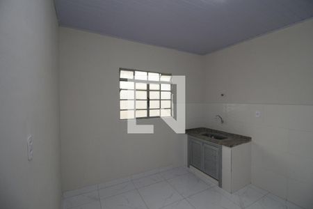 Cozinha de casa de condomínio para alugar com 1 quarto, 39m² em Vila Antonina, São Paulo