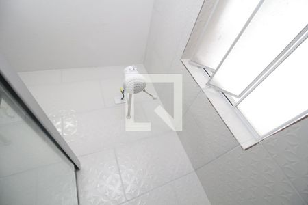 Banheiro de casa de condomínio para alugar com 1 quarto, 39m² em Vila Antonina, São Paulo