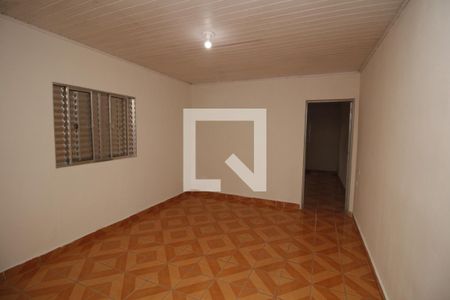 Sala de TV de casa de condomínio para alugar com 1 quarto, 67m² em Vila Antonina, São Paulo