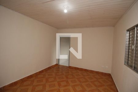 Sala de TV de casa de condomínio para alugar com 1 quarto, 67m² em Vila Antonina, São Paulo