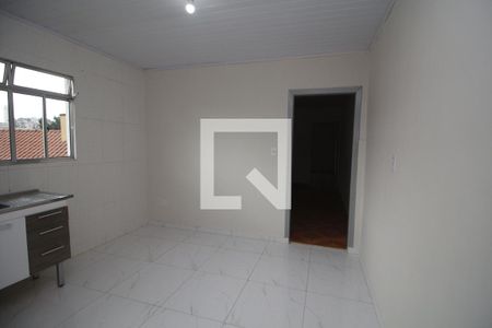 Cozinha de casa de condomínio para alugar com 1 quarto, 67m² em Vila Antonina, São Paulo