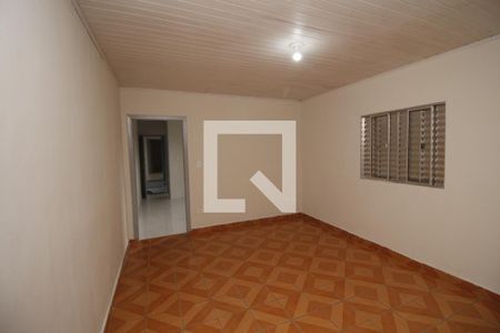 Sala de TV de casa de condomínio para alugar com 1 quarto, 67m² em Vila Antonina, São Paulo