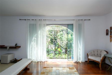 Apartamento à venda com 3 quartos, 180m² em Granja Julieta, São Paulo