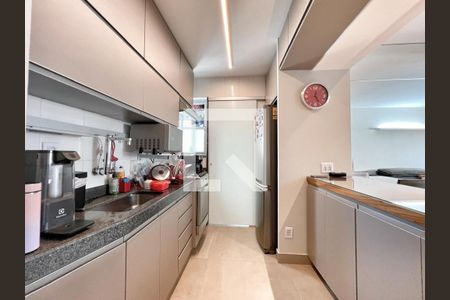 Cozinha de apartamento para alugar com 2 quartos, 75m² em Prado, Belo Horizonte