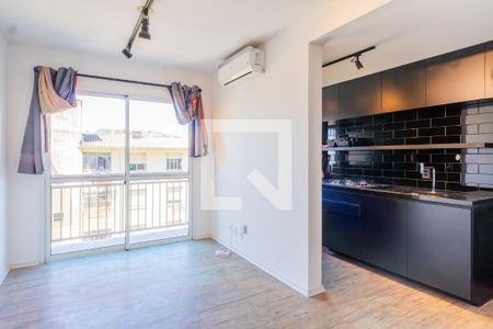 Sala de apartamento à venda com 3 quartos, 70m² em Tristeza, Porto Alegre