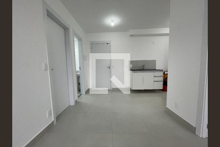 Sala de apartamento para alugar com 2 quartos, 37m² em Vila Gomes, São Paulo