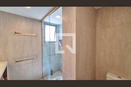 Apartamento à venda com 115m², 2 quartos e 2 vagas Apartamento à venda com 115m², 2 quartos e 2 vagasBanheiro da Suíte 2