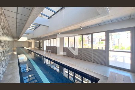 Apartamento à venda com 115m², 2 quartos e 2 vagas Apartamento à venda com 115m², 2 quartos e 2 vagasPiscina Coberta