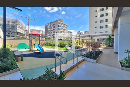Apartamento à venda com 115m², 2 quartos e 2 vagas Apartamento à venda com 115m², 2 quartos e 2 vagasÁrea comum - Playground