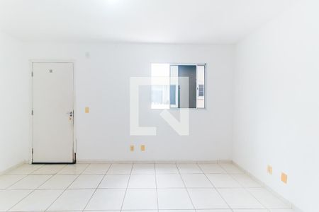 Sala de casa de condomínio para alugar com 2 quartos, 45m² em Vila Sao Paulo, Mogi das Cruzes