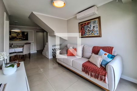 Sala de Estar de apartamento à venda com 3 quartos, 180m² em Vila Firmiano Pinto, São Paulo