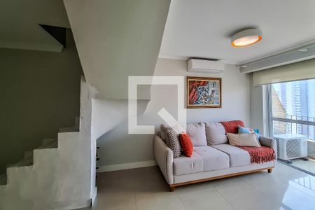 Sala de Estar de apartamento à venda com 3 quartos, 180m² em Vila Firmiano Pinto, São Paulo