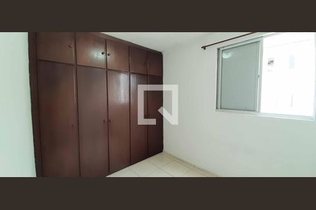 Quarto 1 de apartamento para alugar com 2 quartos, 47m² em Vila Yolanda, Osasco