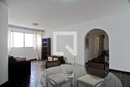 Apartamento para alugar com 120m², 3 quartos e 2 vagasSala