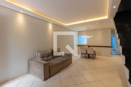 Sala de casa para alugar com 3 quartos, 110m² em Itaquera, São Paulo