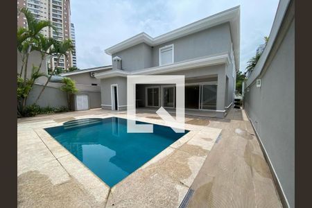 Casa para alugar com 5 quartos, 550m² em Alphaville Residencial Plus, Barueri