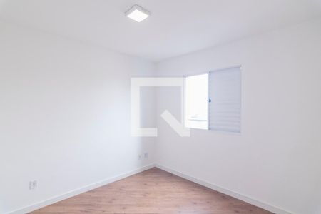 Quarto 1 de apartamento para alugar com 2 quartos, 53m² em Jardim Cristiane, Santo André