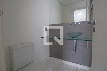 Banheiro da suíte de apartamento para alugar com 2 quartos, 69m² em Usina Piratininga, São Paulo