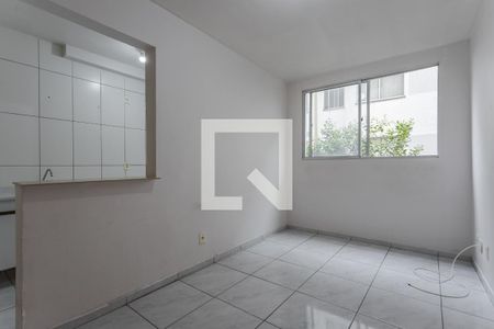 Sala de apartamento para alugar com 2 quartos, 44m² em Parque Santa Fé, Porto Alegre