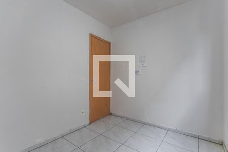 Quarto 2 de apartamento para alugar com 2 quartos, 44m² em Parque Santa Fé, Porto Alegre