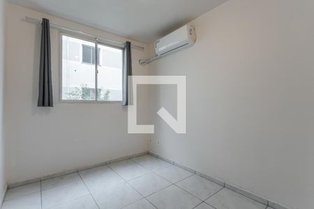 Quarto 1 de apartamento para alugar com 2 quartos, 44m² em Parque Santa Fé, Porto Alegre