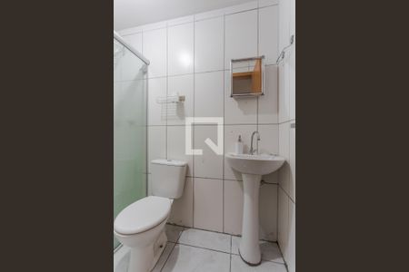 Banheiro de apartamento à venda com 2 quartos, 44m² em Parque Santa Fé, Porto Alegre