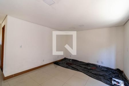 Sala de casa de condomínio para alugar com 3 quartos, 170m² em Camaquã, Porto Alegre