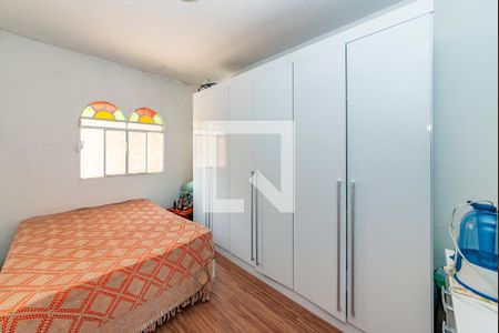 Quarto 1 de casa à venda com 3 quartos, 350m² em Marajó, Belo Horizonte