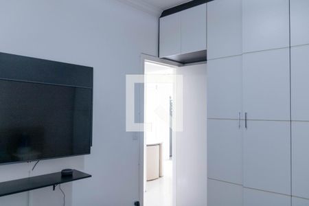 Quarto 1 de apartamento para alugar com 2 quartos, 60m² em Buritis, Belo Horizonte