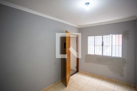 Sala de casa para alugar com 2 quartos, 48m² em Taboão, Diadema