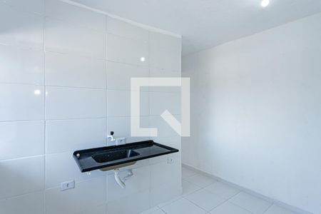 Cozinha de casa para alugar com 1 quarto, 20m² em Vila Prado, São Paulo