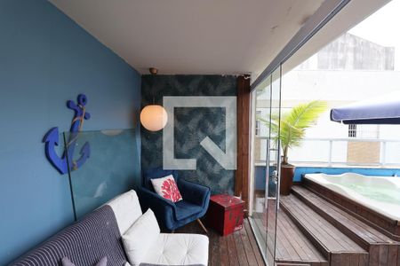 Apartamento para alugar com 238m², 4 quartos e 1 vaga Apartamento para alugar com 238m², 4 quartos e 1 vagaVaranda