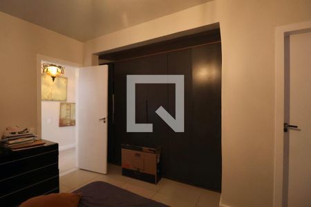 Apartamento para alugar com 238m², 4 quartos e 1 vaga Apartamento para alugar com 238m², 4 quartos e 1 vagaQuarto Suíte