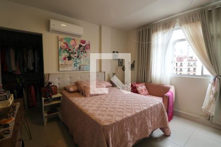 Apartamento para alugar com 238m², 4 quartos e 1 vaga Apartamento para alugar com 238m², 4 quartos e 1 vagaQuarto Suíte 3