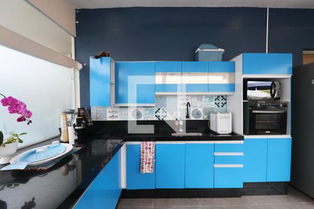 Apartamento para alugar com 238m², 4 quartos e 1 vaga Apartamento para alugar com 238m², 4 quartos e 1 vagaCozinha