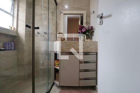 Apartamento para alugar com 238m², 4 quartos e 1 vaga Apartamento para alugar com 238m², 4 quartos e 1 vagaBanheiro Suíte 2