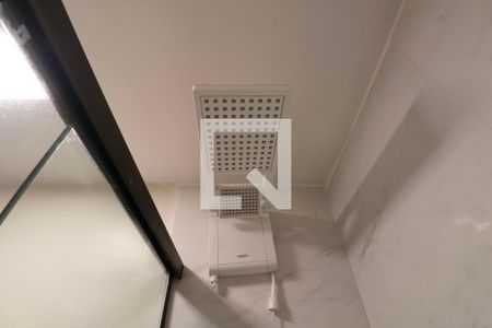 Apartamento para alugar com 238m², 4 quartos e 1 vaga Apartamento para alugar com 238m², 4 quartos e 1 vagaBanheiro Suíte 4