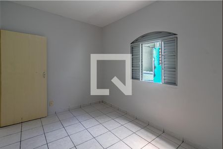 Quarto 1 de casa para alugar com 2 quartos, 60m² em Vila Liviero, São Paulo