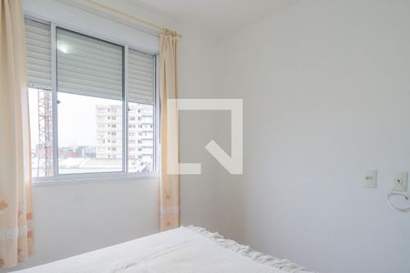 Quarto 1 de apartamento para alugar com 2 quartos, 70m² em Partenon, Porto Alegre