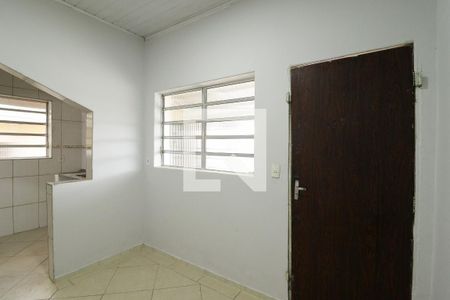 Sala/Cozinha de casa para alugar com 2 quartos, 50m² em Vila Barbosa, São Paulo