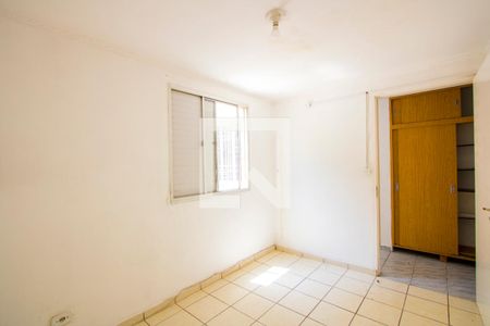 Quarto 2 de apartamento para alugar com 2 quartos, 56m² em Jardim Alvorada, Santo André