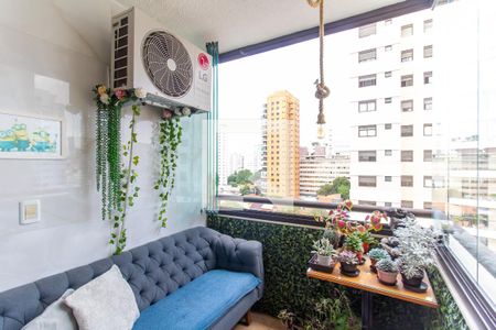 Varanda de apartamento à venda com 2 quartos, 94m² em Vila Pompéia, São Paulo