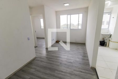 Sala de apartamento para alugar com 2 quartos, 44m² em Jardim Paris, São Paulo