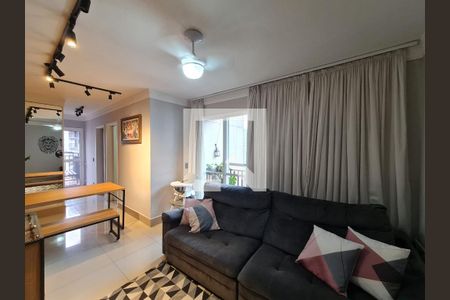 Sala  de apartamento para alugar com 2 quartos, 59m² em Vila Augusta, Guarulhos