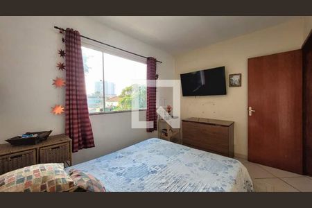 Casa à venda com 2 quartos, 80m² em Parque Industriario, Santo André