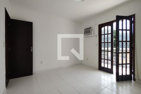 Quarto 1 de casa de condomínio à venda com 4 quartos, 250m² em Pechincha, Rio de Janeiro