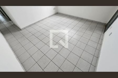 Sala de apartamento para alugar com 2 quartos, 67m² em Vila Mathias, Santos