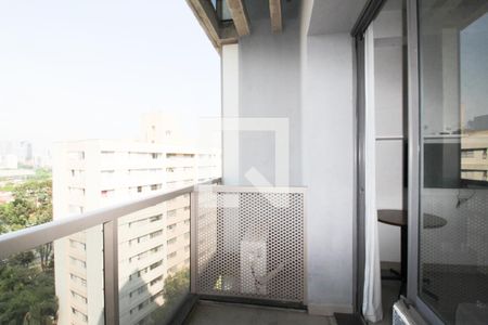 Varanda de kitnet/studio para alugar com 1 quarto, 26m² em Vila Olímpia, São Paulo